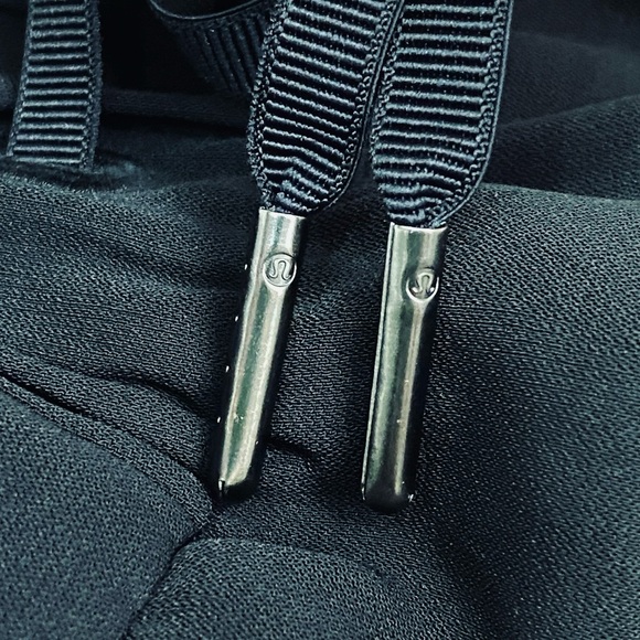 LULULEMON Athletica Black On The Fly Skirt Size 4 - Picture 12 of 16